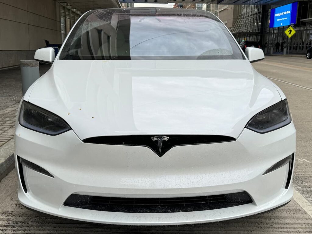 Tesla Model X front live image